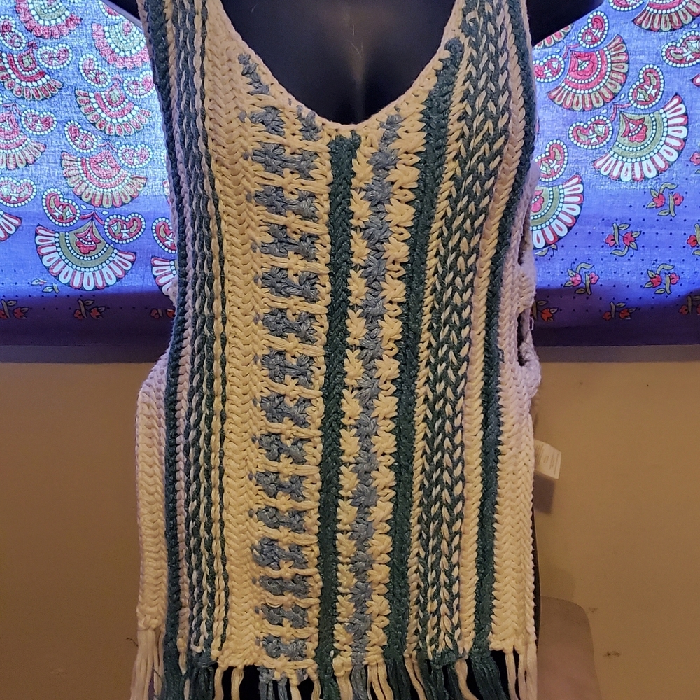 Sweater tank